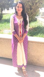 Mirnalini Ravi feet photo 20
