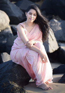 Mirnalini Ravi feet photo 7