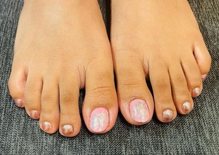 Mirnalini Ravi feet photo 11