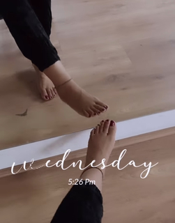Mirnalini Ravi feet photo 7