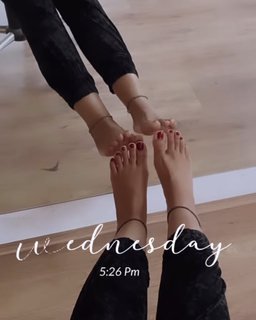 Mirnalini Ravi feet photo 5