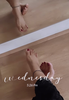 Mirnalini Ravi feet photo 3