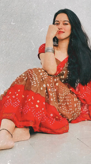 Mirnalini Ravi feet photo 15