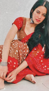 Mirnalini Ravi feet photo 14