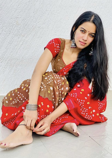 Mirnalini Ravi feet photo 13