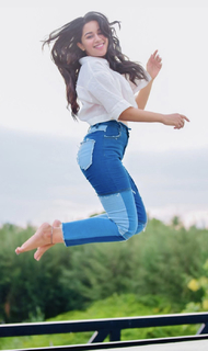 Mirnalini Ravi feet photo 3