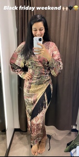 Mirnalini Ravi feet photo 19