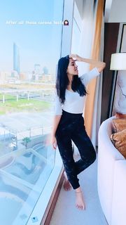 Mirnalini Ravi feet photo 1