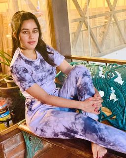 Mirnalini Ravi feet photo 9