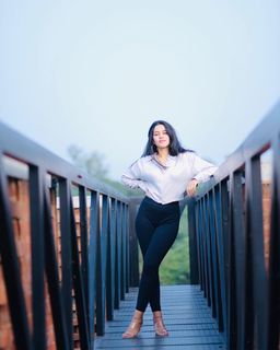 Mirnalini Ravi feet photo 4
