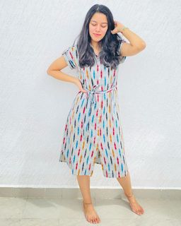 Mirnalini Ravi feet photo 12