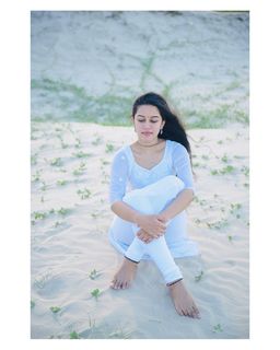 Mirnalini Ravi feet photo 6