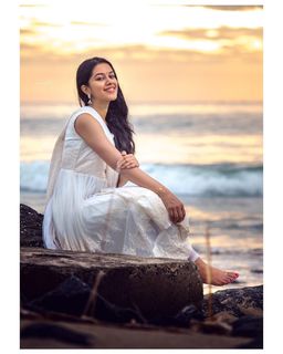 Mirnalini Ravi feet photo 5