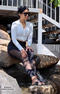 Mirnalini Ravi feet photo 15