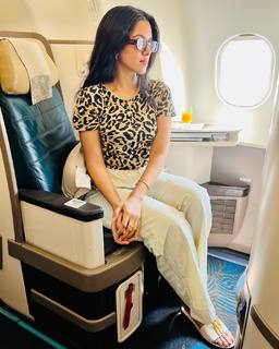 Mirnalini Ravi feet photo 3