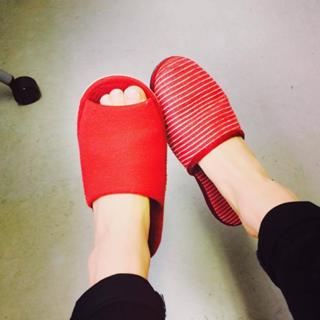 Miru Shiroma feet photo 10
