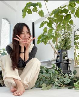 Miru Shiroma feet photo 8