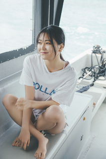 Miru Shiroma feet photo 10
