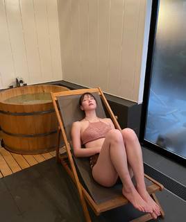 Miru Shiroma feet photo 10