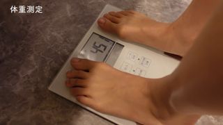 Miru Shiroma feet photo 15