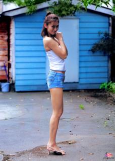 Misaki Itô feet photo 10