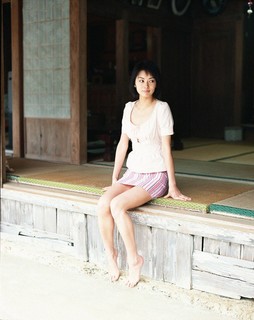 Misaki Itô feet photo 2