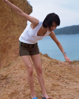 Misaki Itô feet photo 9