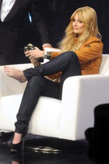 Mischa Barton feet photo thumbnail