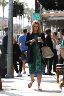 Mischa Barton feet photo thumbnail