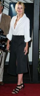 Mischa Barton feet photo thumbnail