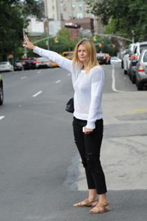 Mischa Barton feet photo thumbnail