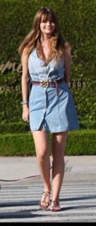 Mischa Barton feet photo thumbnail