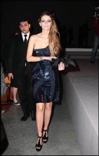 Mischa Barton feet photo thumbnail