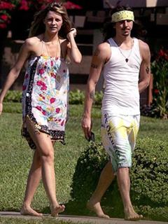 Mischa Barton feet photo thumbnail