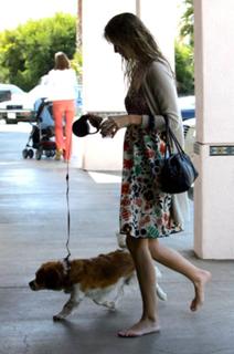 Mischa Barton feet photo thumbnail