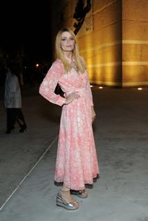 Mischa Barton feet photo thumbnail