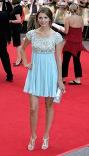 Mischa Barton feet photo thumbnail