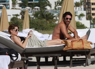 Mischa Barton feet photo thumbnail