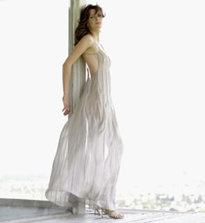 Mischa Barton feet photo thumbnail