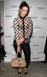 Mischa Barton feet photo thumbnail