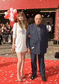 Mischa Barton feet photo thumbnail