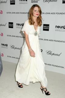 Mischa Barton feet photo thumbnail