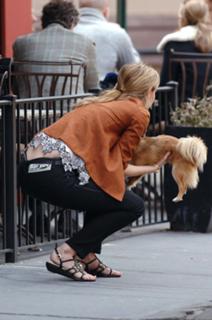 Mischa Barton feet photo thumbnail