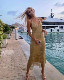 Mishel Gerzig feet photo thumbnail