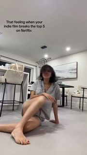 Mishel Prada feet photo 8