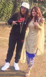 Miss Pooja feet photo thumbnail