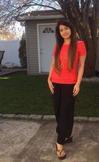 Miss Pooja feet photo thumbnail