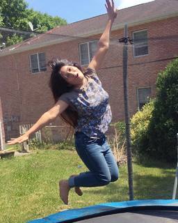 Miss Pooja feet photo thumbnail