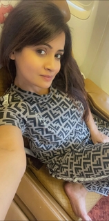 Miss Pooja feet photo thumbnail