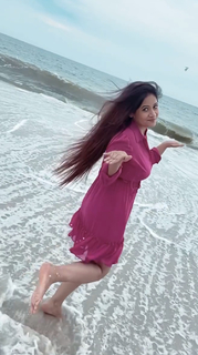 Miss Pooja feet photo thumbnail